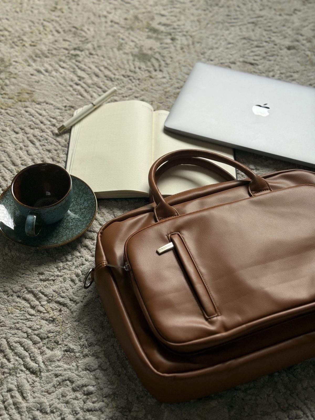 USOTG Briefcase urban lookbook